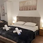 Апартаменти Calm Nature *